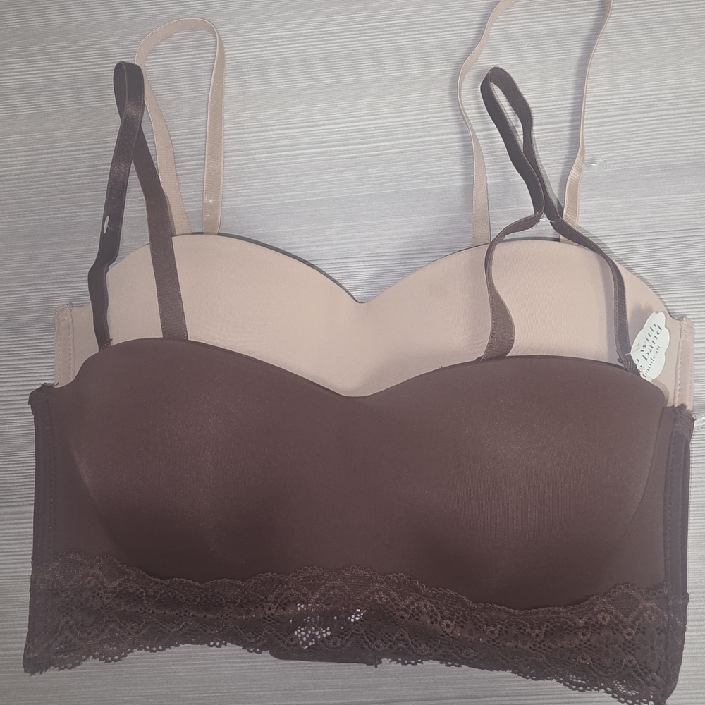 Elegant Lace-Trimmed Brown and Tan Bras